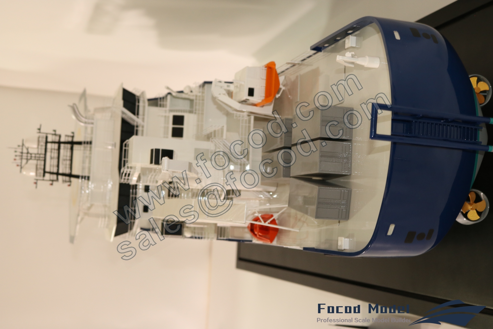customized model of 82m windfarm support boat